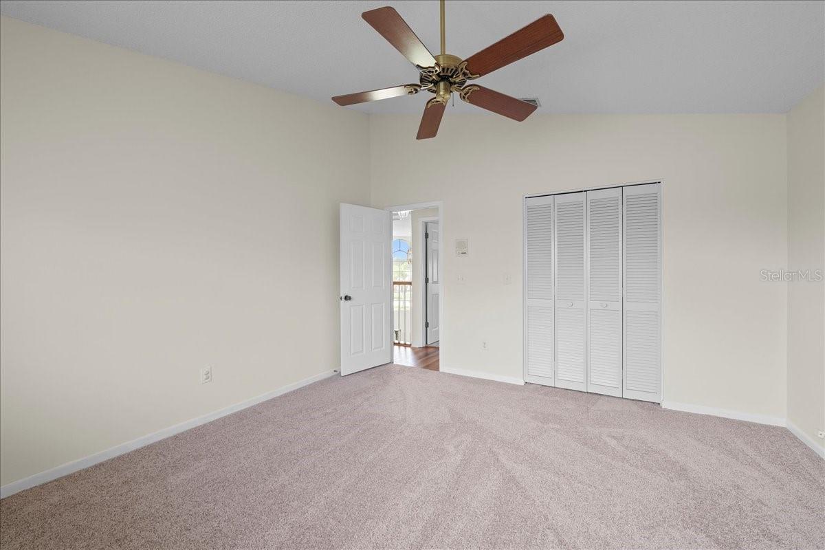 11519 GLENMONT DR, TAMPA, FL, 33635
