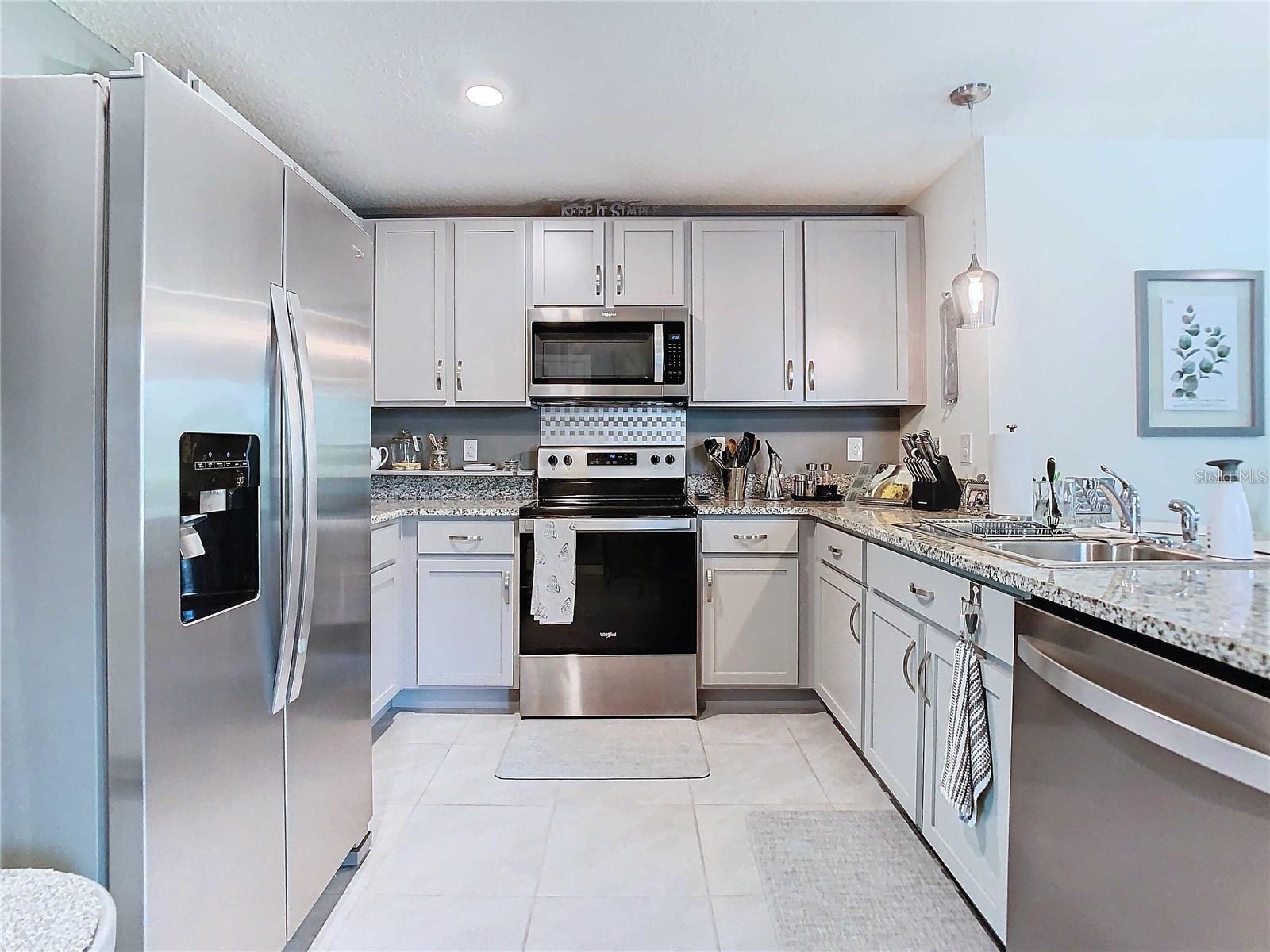 7737 SAIL CLOVER LN, ZEPHYRHILLS, FL, 33540