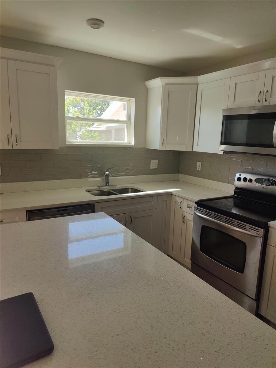 714 AVENUE O SW, WINTER HAVEN, FL, 33880