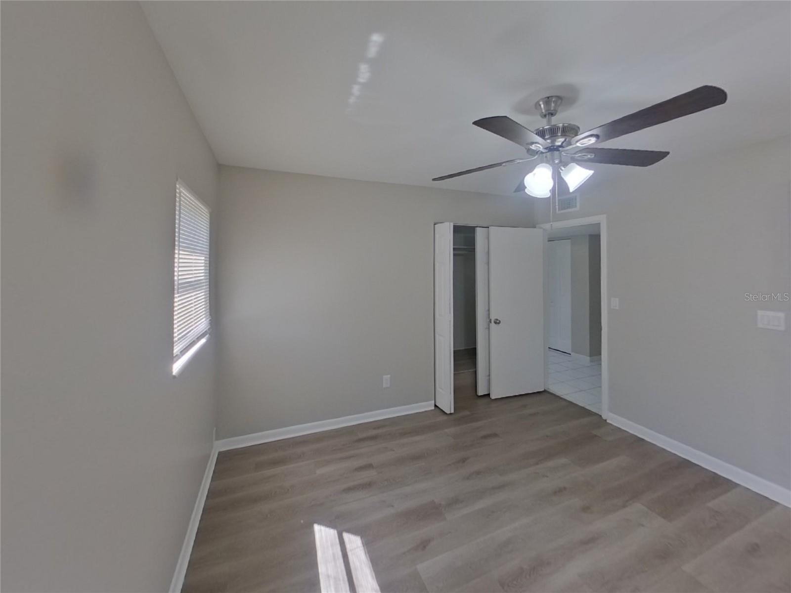 708 LAKEWOOD AVE, TAMPA, FL, 33613