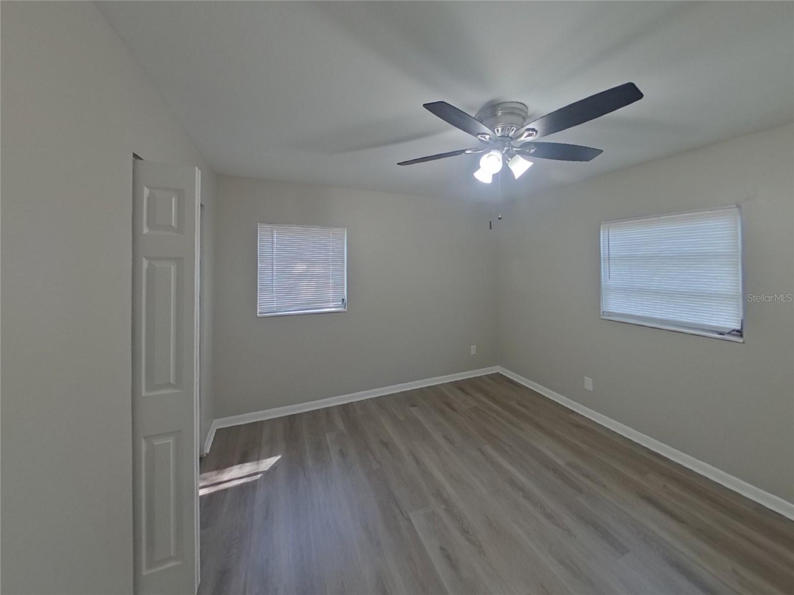 708 LAKEWOOD AVE, TAMPA, FL, 33613