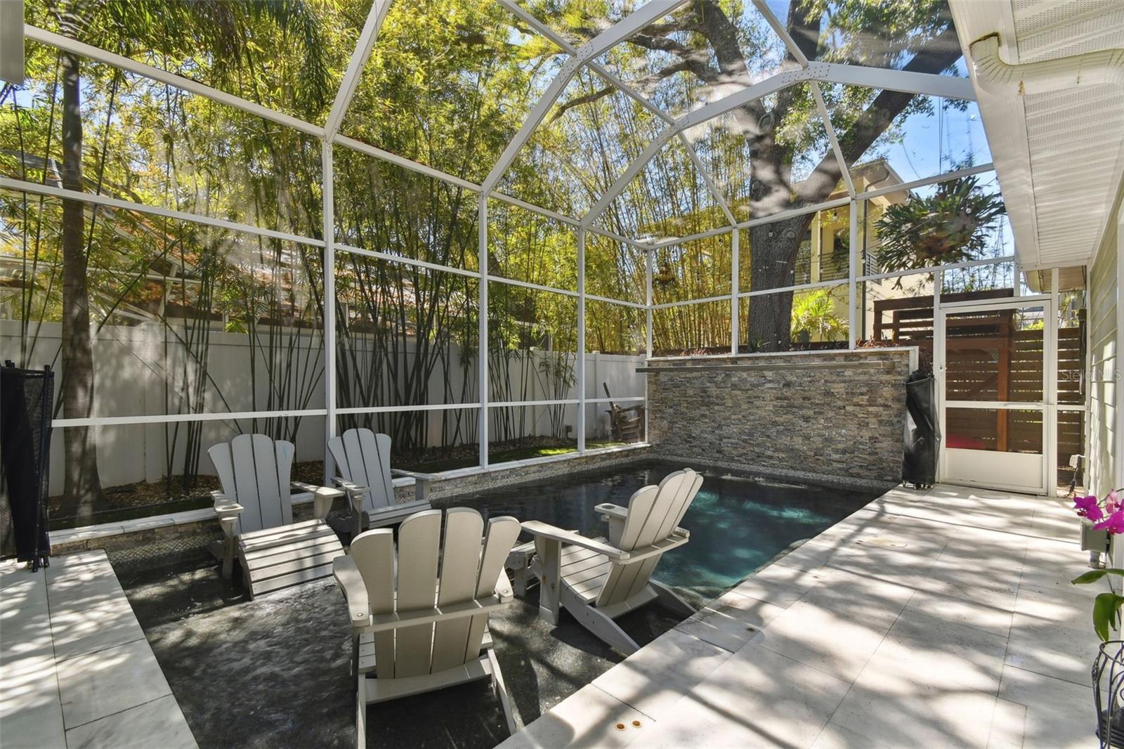 6221 S RUSSELL ST, TAMPA, FL, 33611