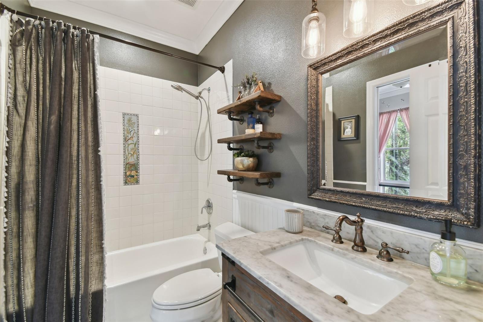 6221 S RUSSELL ST, TAMPA, FL, 33611
