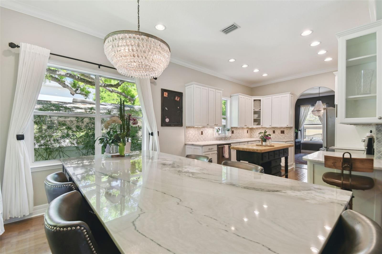 6221 S RUSSELL ST, TAMPA, FL, 33611