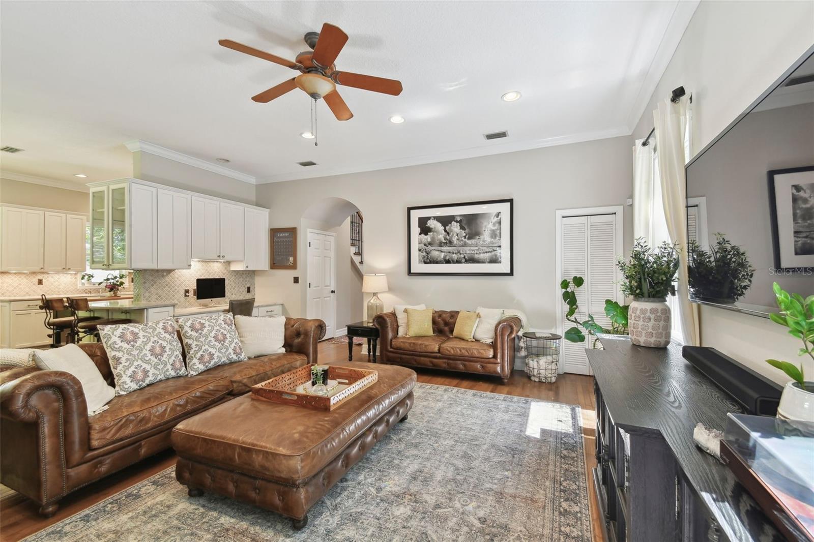 6221 S RUSSELL ST, TAMPA, FL, 33611