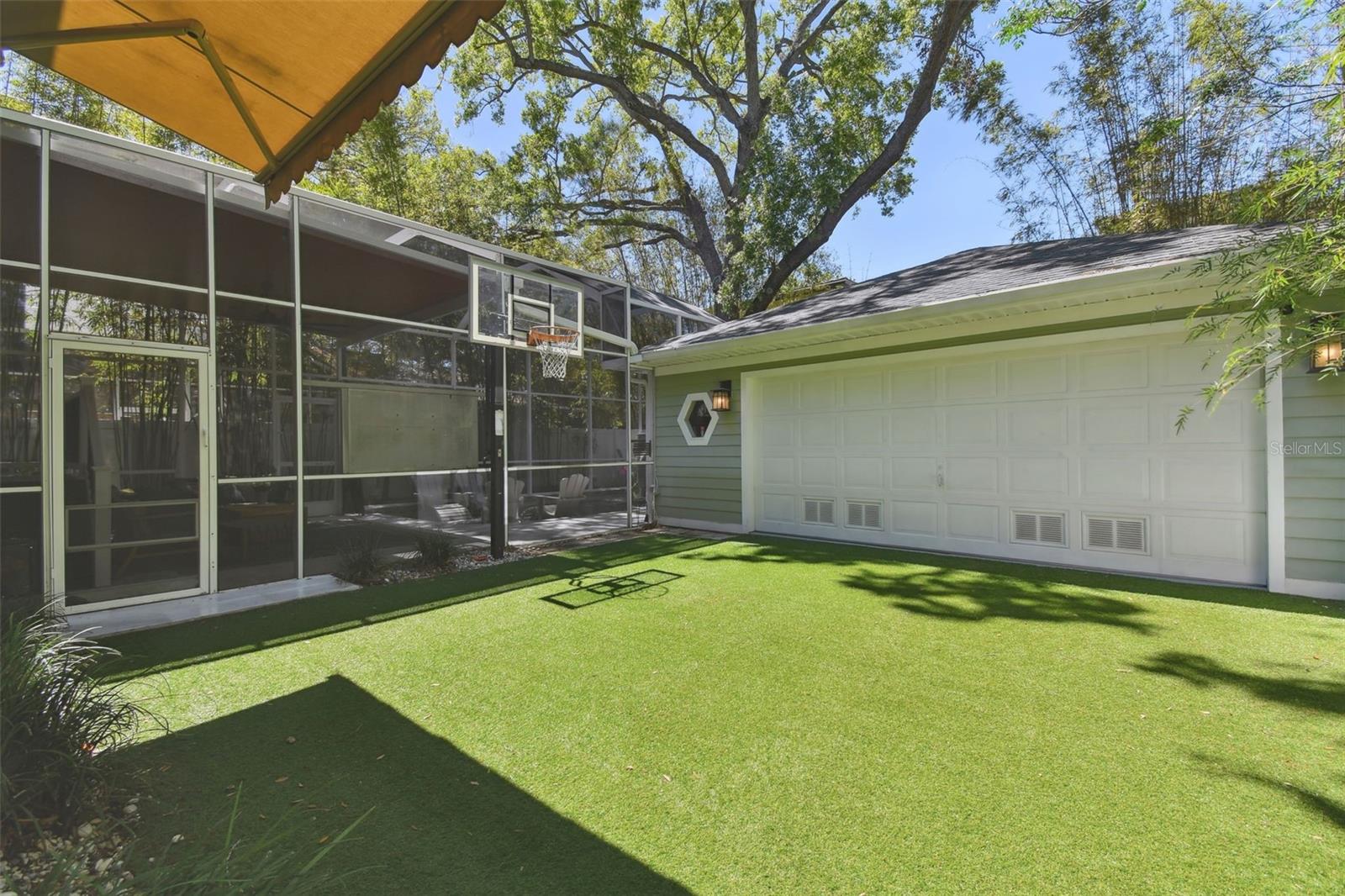 6221 S RUSSELL ST, TAMPA, FL, 33611