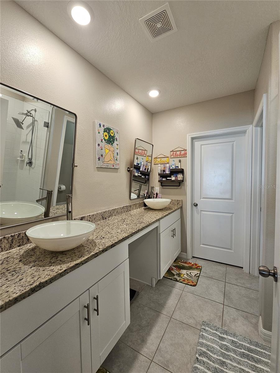 7306 PEARLY EVERLASTING AVE, TAMPA, FL, 33619
