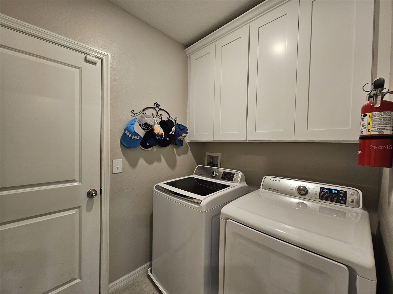 7306 PEARLY EVERLASTING AVE, TAMPA, FL, 33619