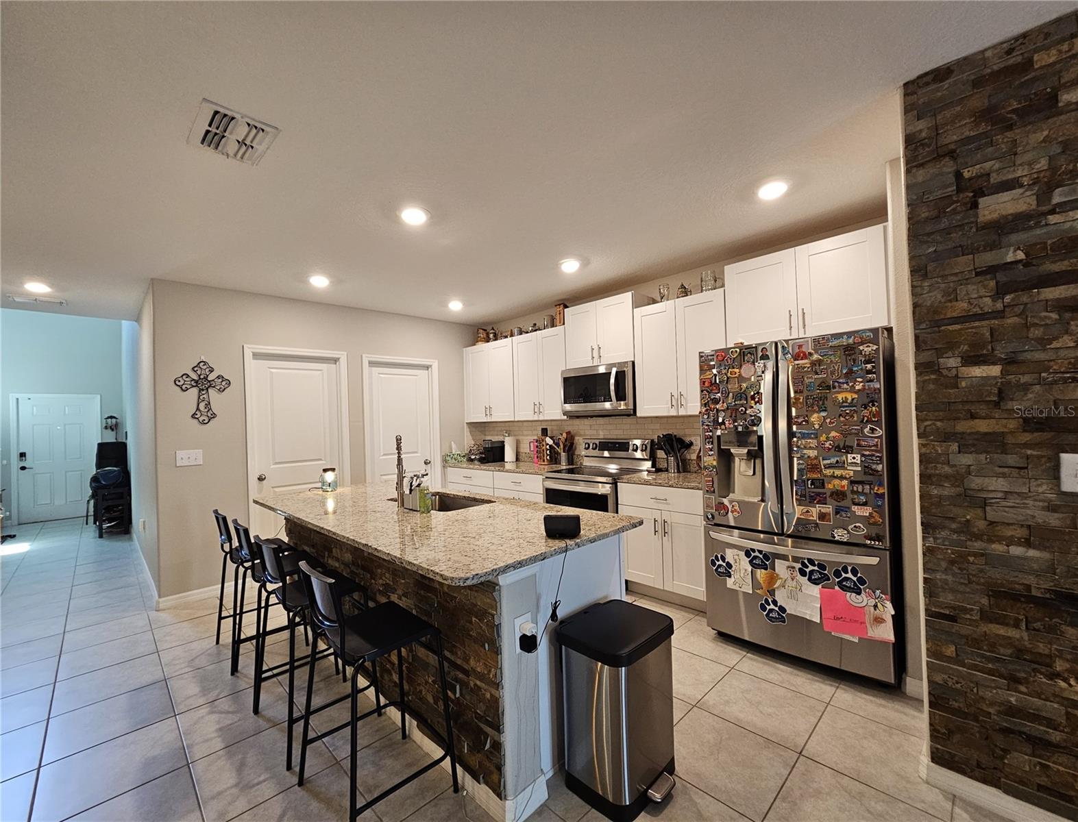 7306 PEARLY EVERLASTING AVE, TAMPA, FL, 33619