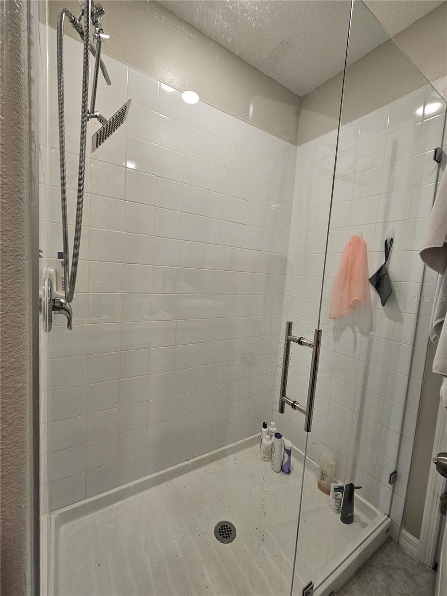 7306 PEARLY EVERLASTING AVE, TAMPA, FL, 33619