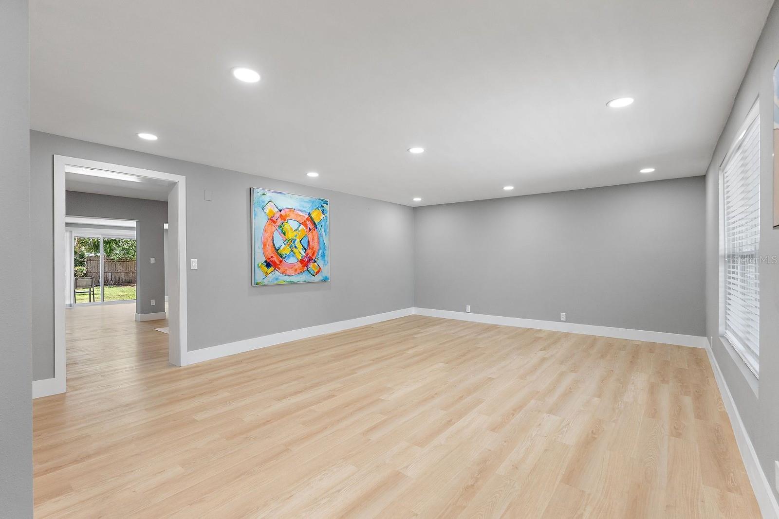 3926 HELENA ST NE, ST PETERSBURG, FL, 33703