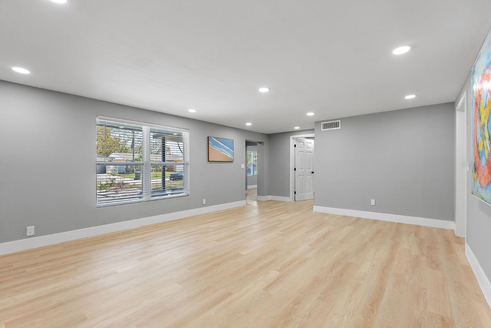 3926 HELENA ST NE, ST PETERSBURG, FL, 33703