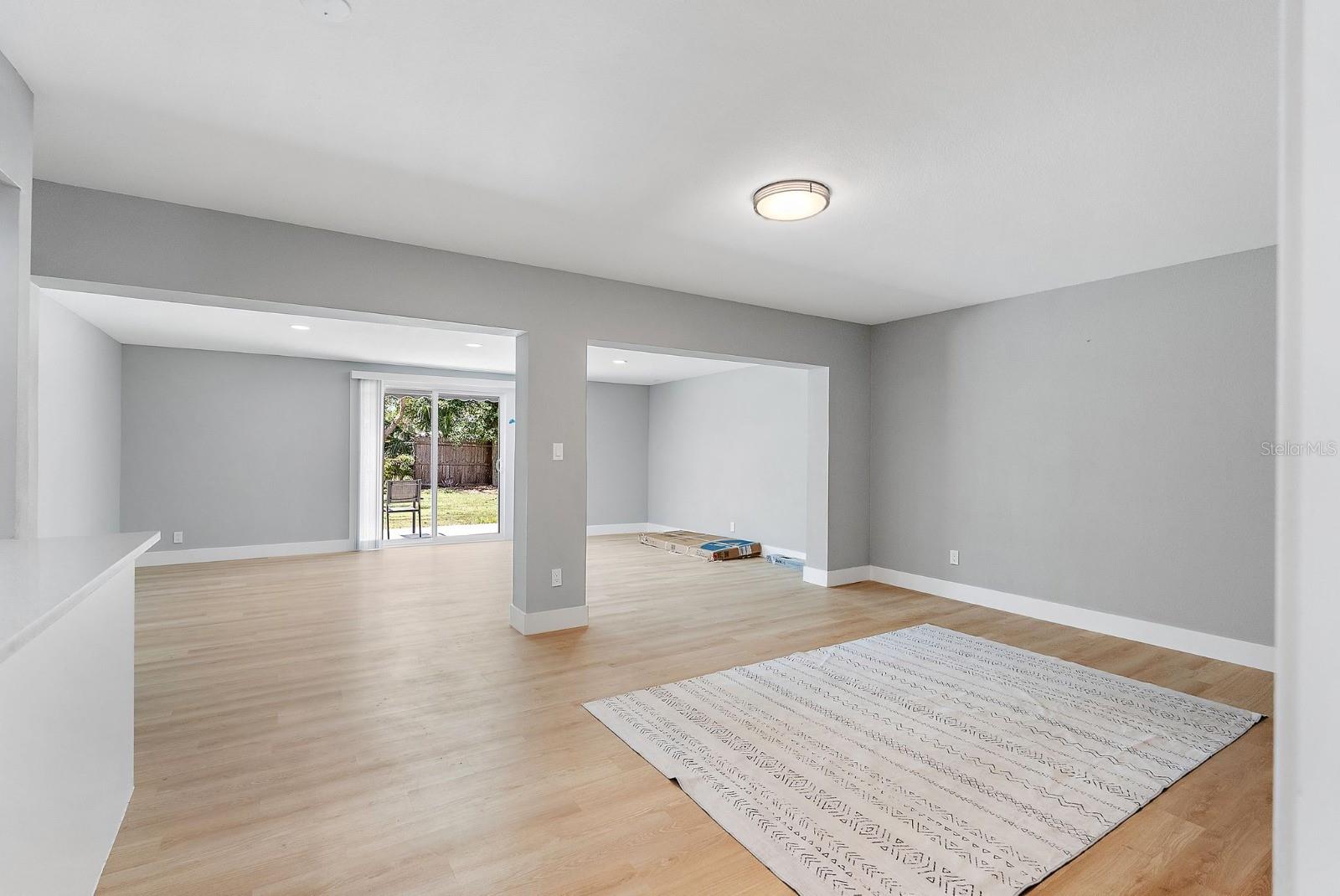 3926 HELENA ST NE, ST PETERSBURG, FL, 33703