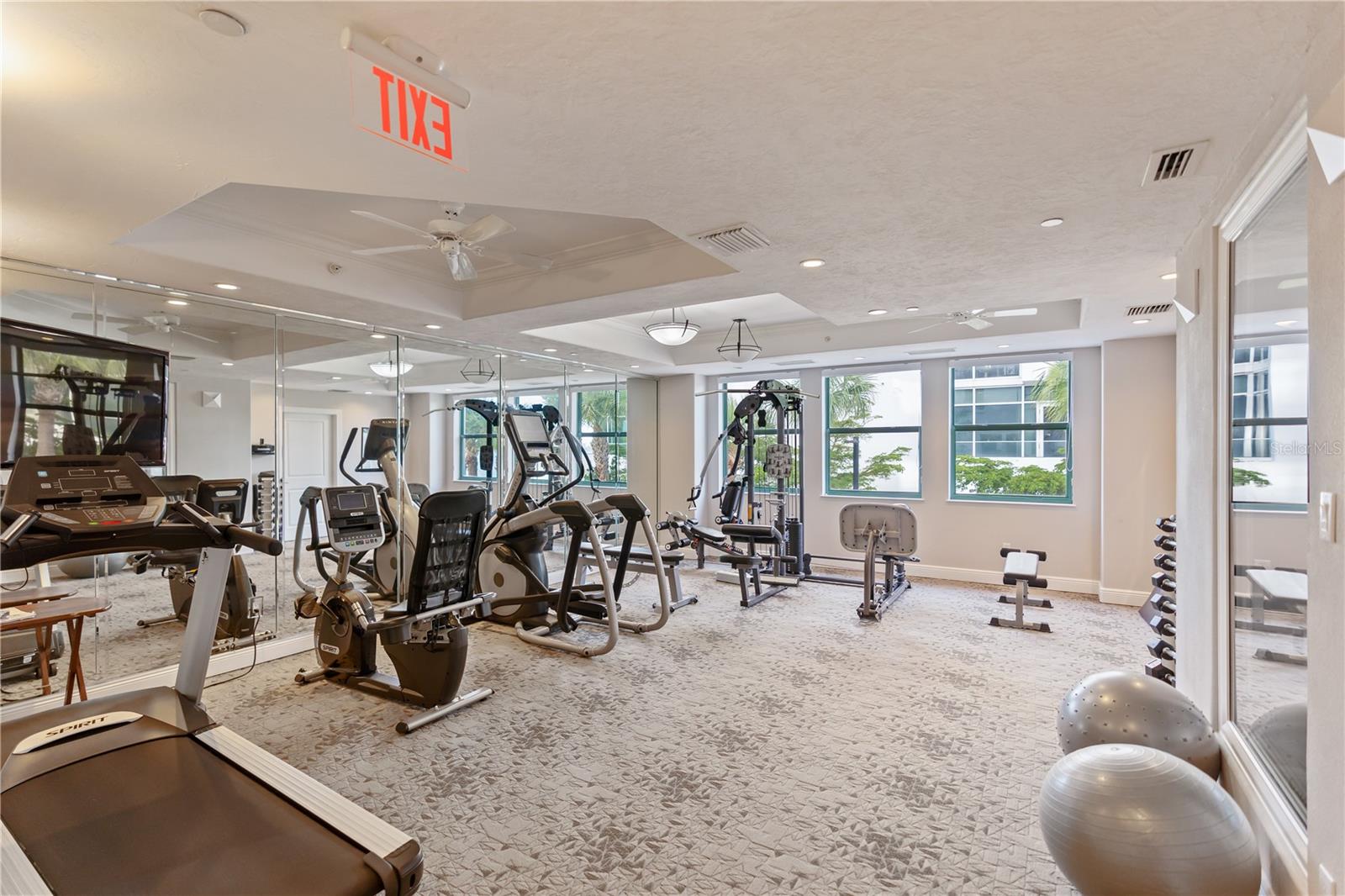 258 GOLDEN GATE PT #701, SARASOTA, FL, 34236