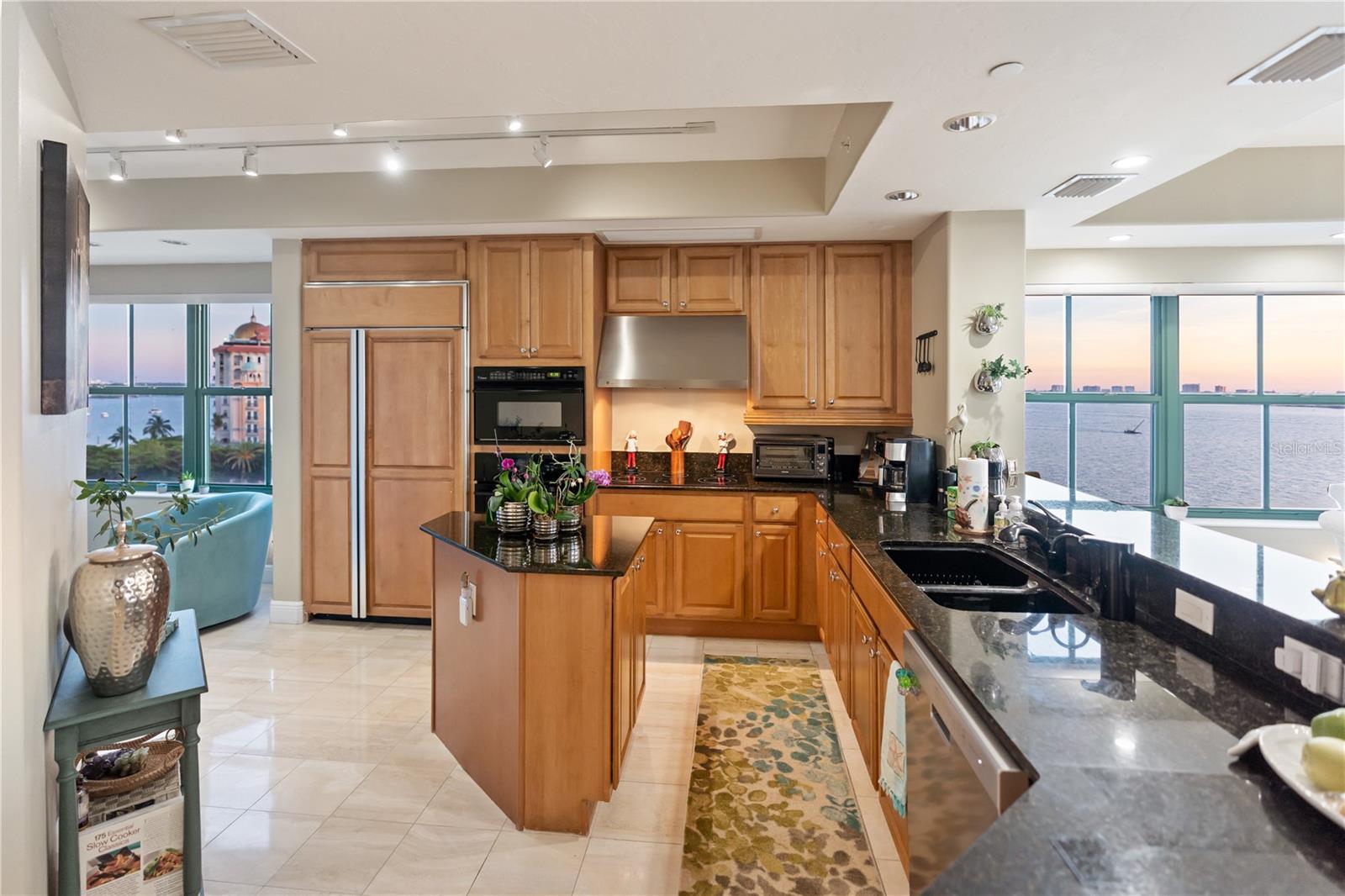 258 GOLDEN GATE PT #701, SARASOTA, FL, 34236
