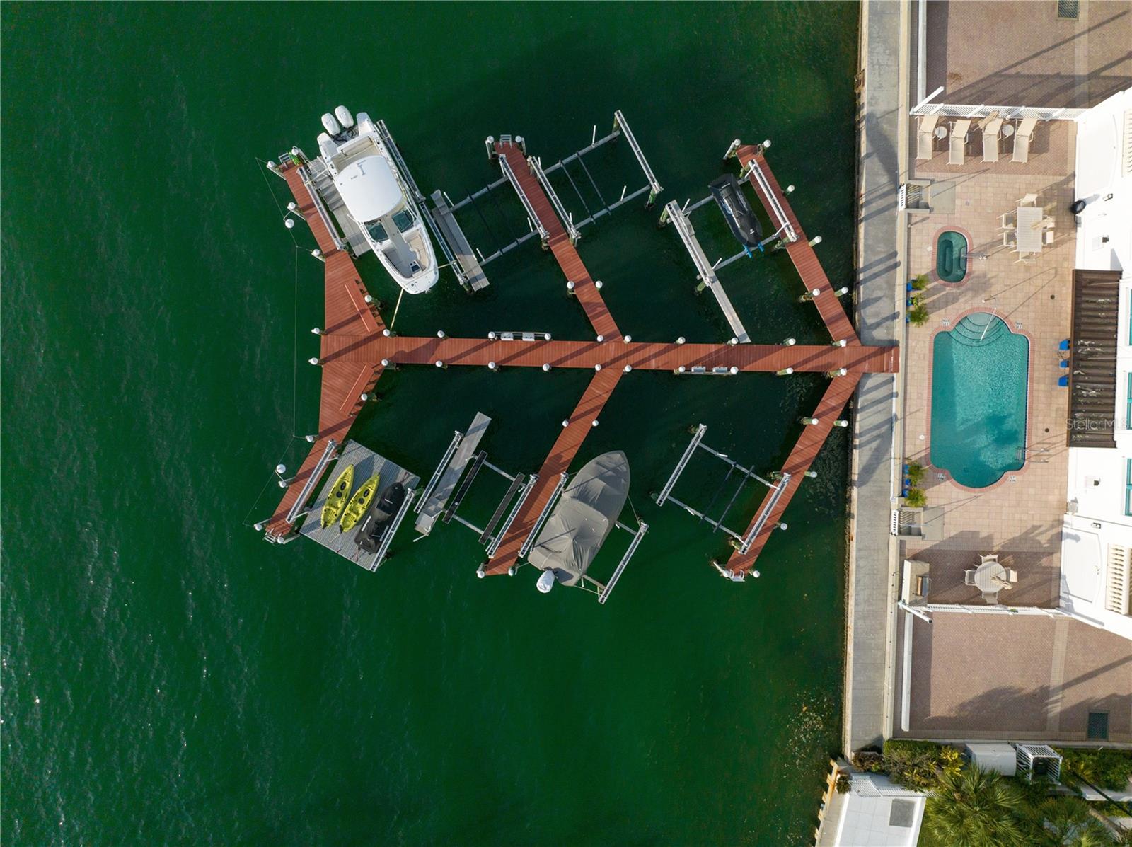 258 GOLDEN GATE PT #701, SARASOTA, FL, 34236