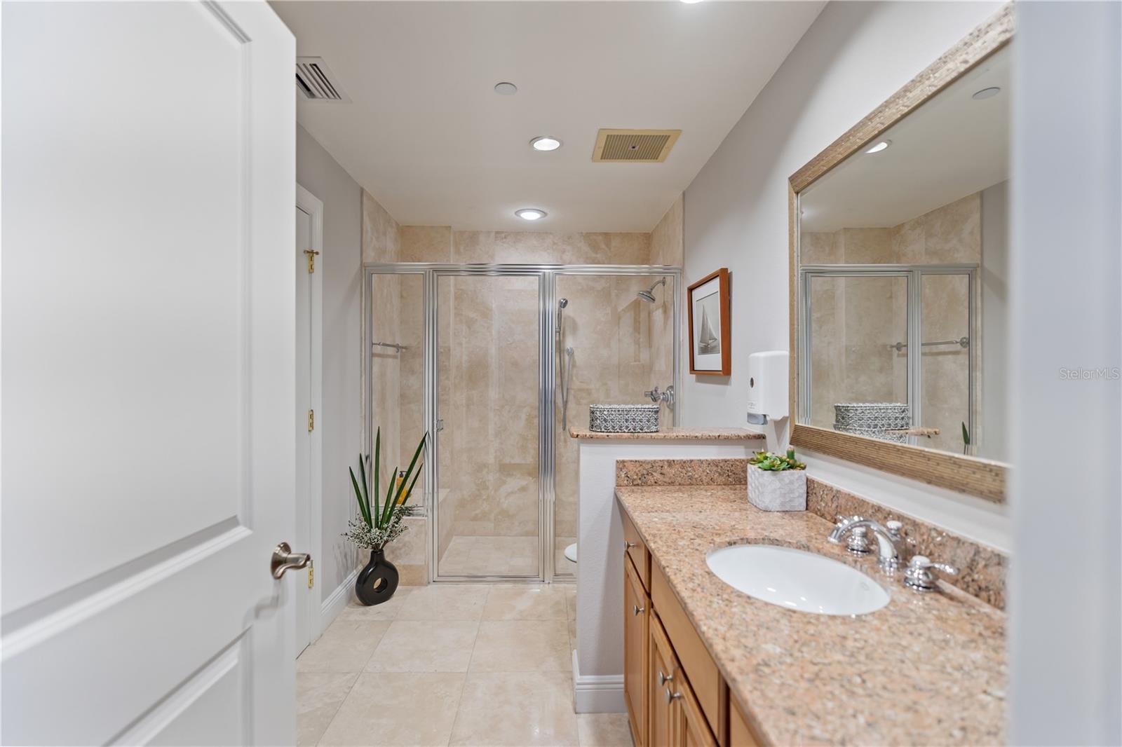 258 GOLDEN GATE PT #701, SARASOTA, FL, 34236