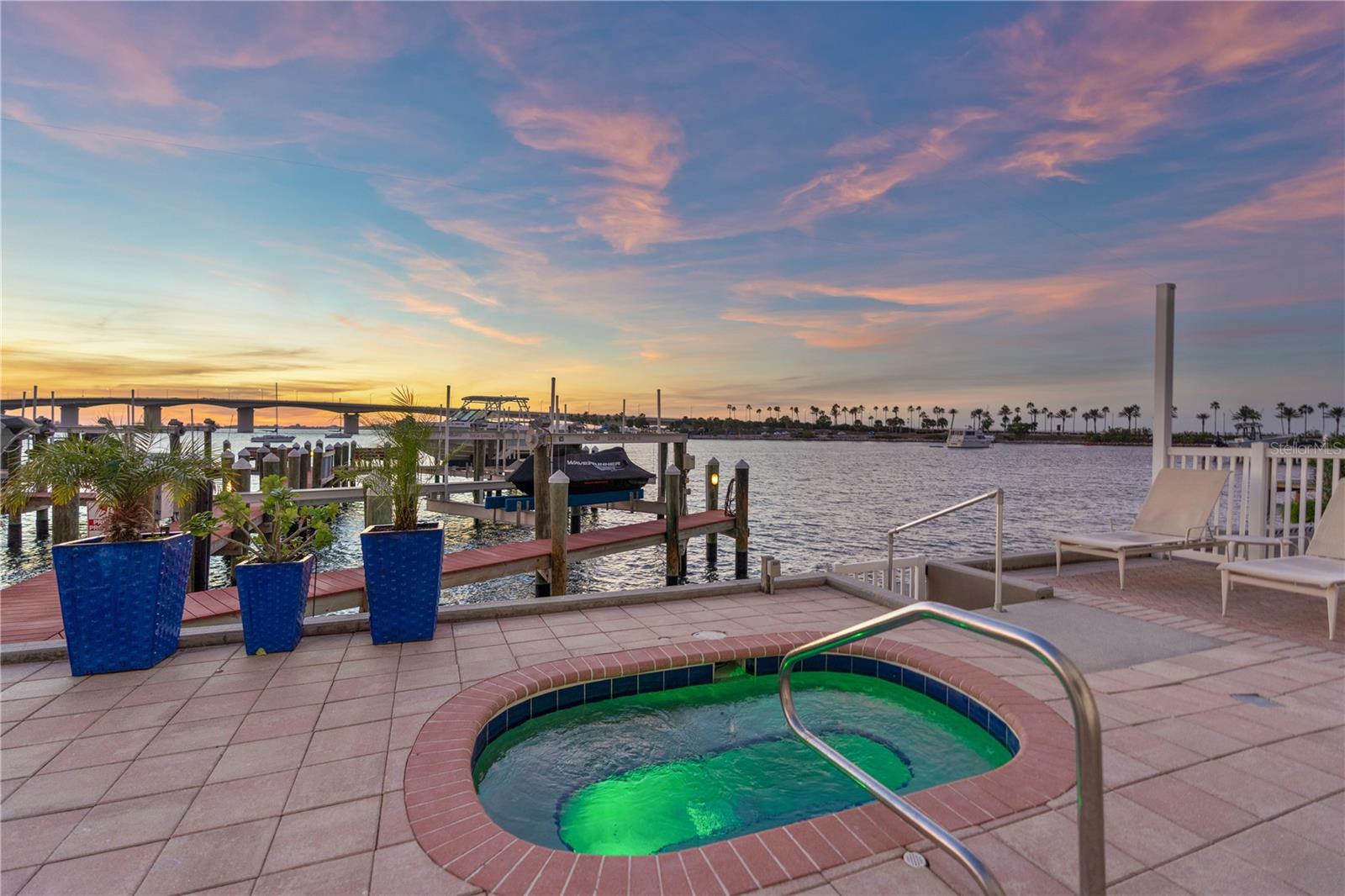 258 GOLDEN GATE PT #701, SARASOTA, FL, 34236