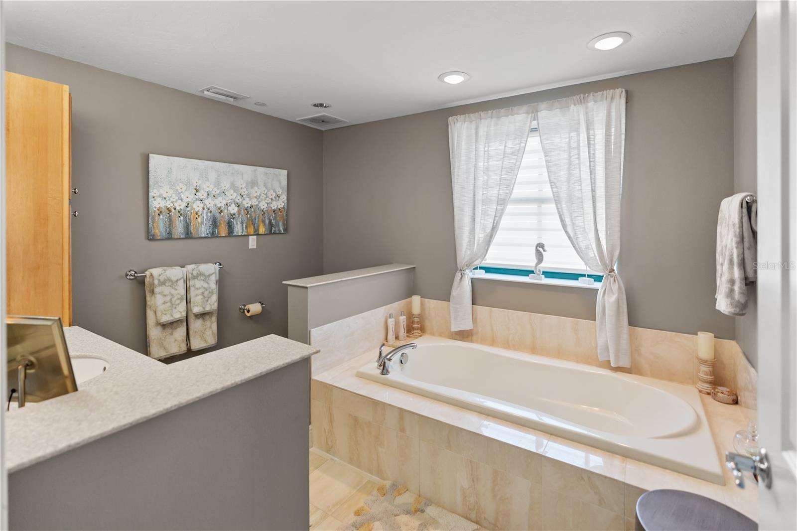 258 GOLDEN GATE PT #701, SARASOTA, FL, 34236