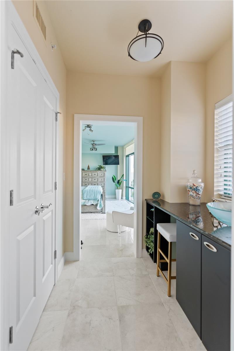 258 GOLDEN GATE PT #701, SARASOTA, FL, 34236