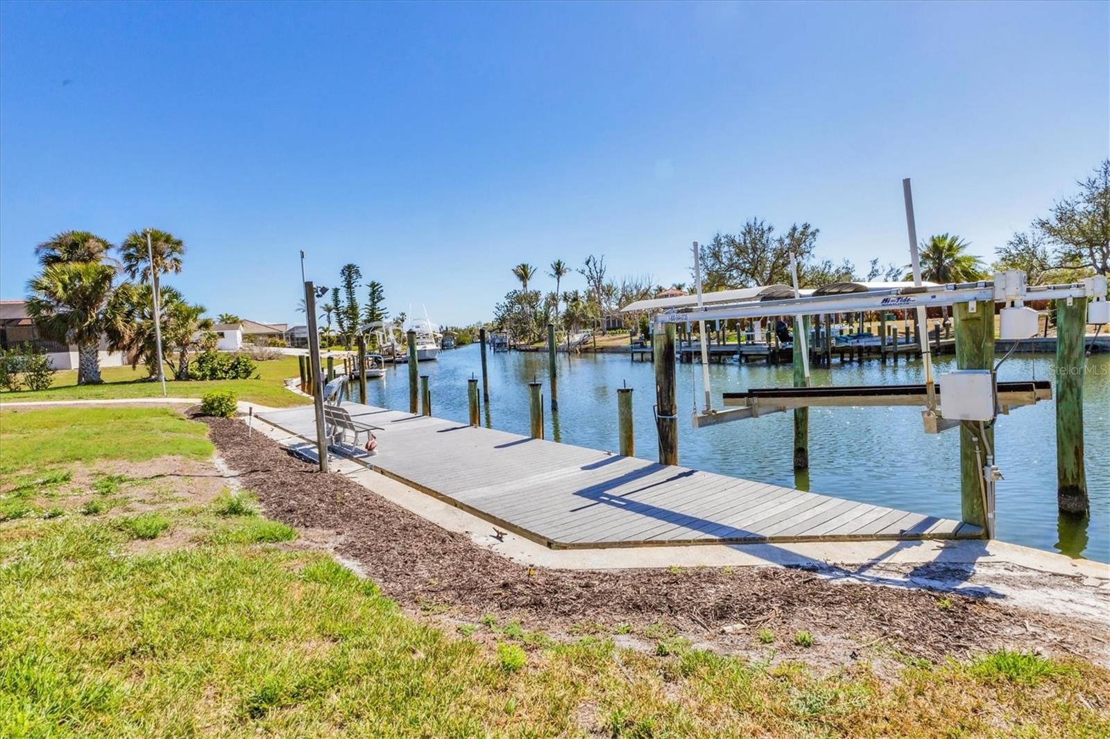 225 SPANIARDS RD, PLACIDA, FL, 33946