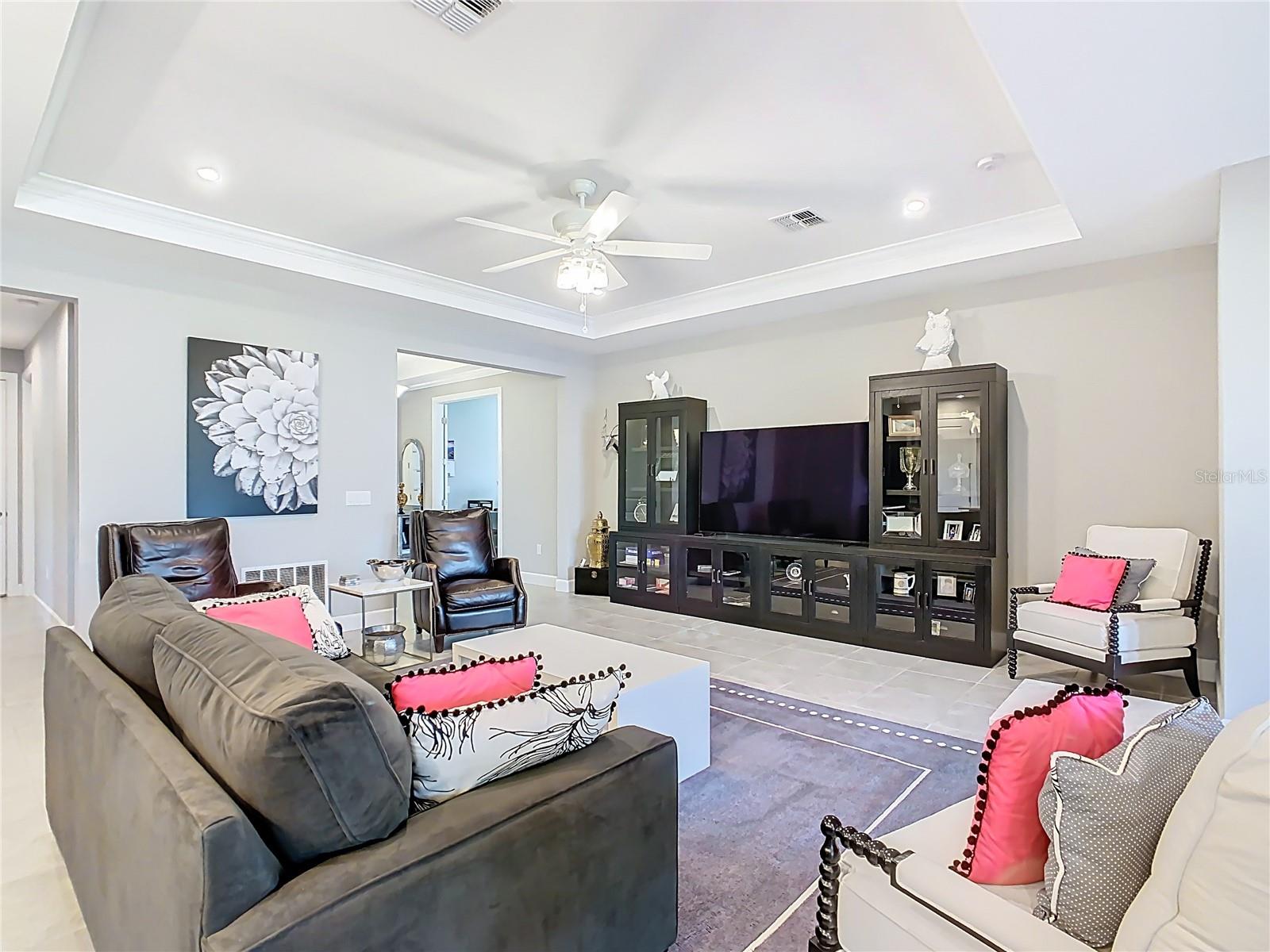 307 BELLA CORTINA DR, KISSIMMEE, FL, 34759