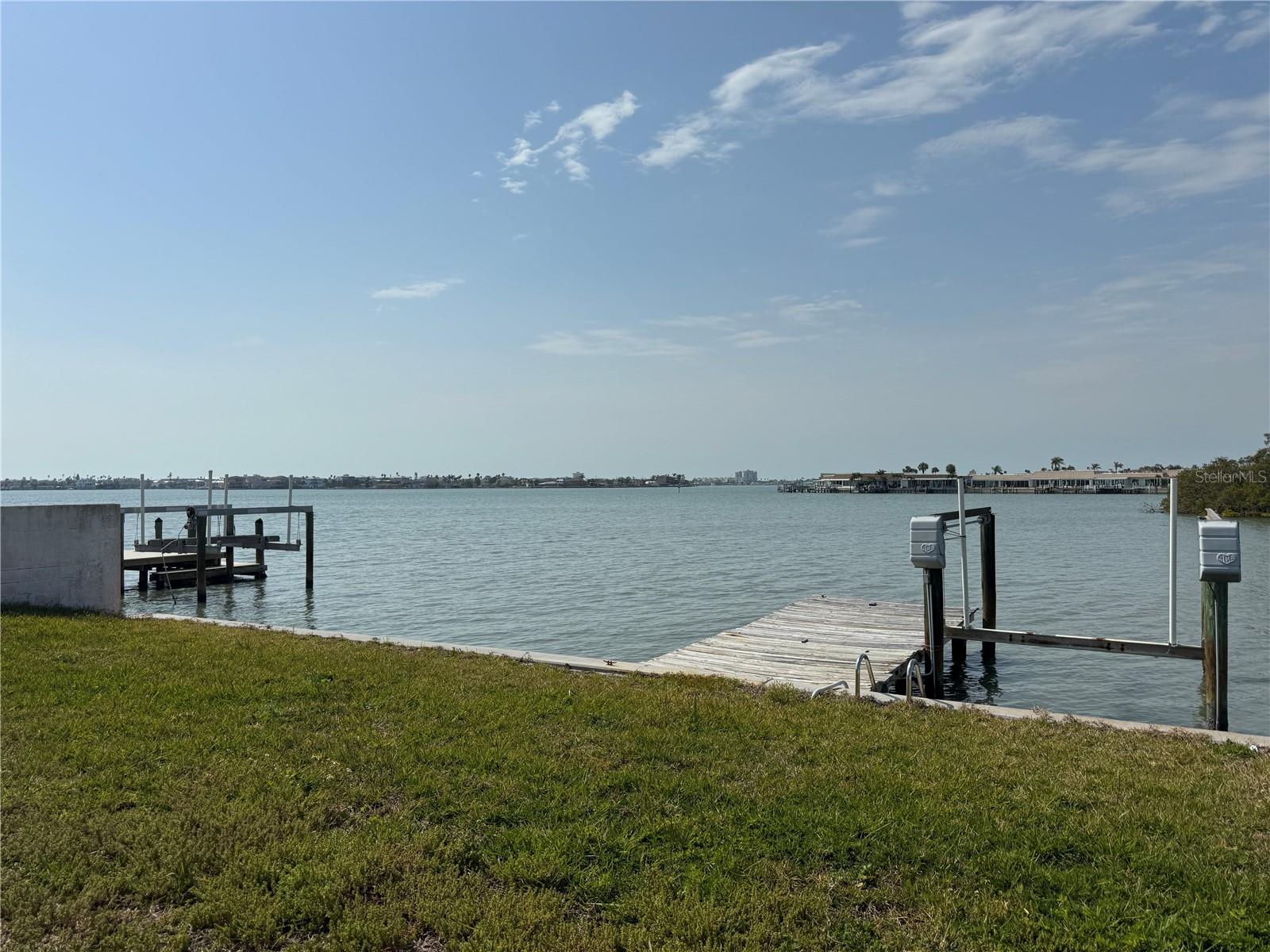 11533 48TH AVE N, ST PETERSBURG, FL, 33708