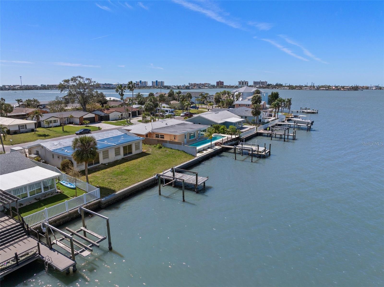 11533 48TH AVE N, ST PETERSBURG, FL, 33708
