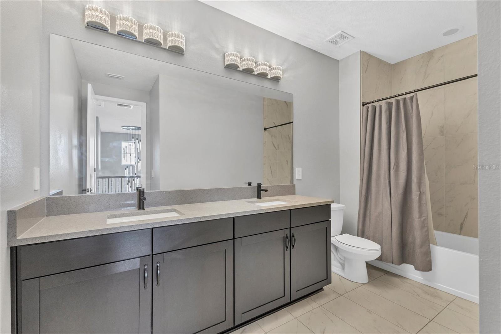 5833 MILLENNIUM SILVER CT, SARASOTA, FL, 34238