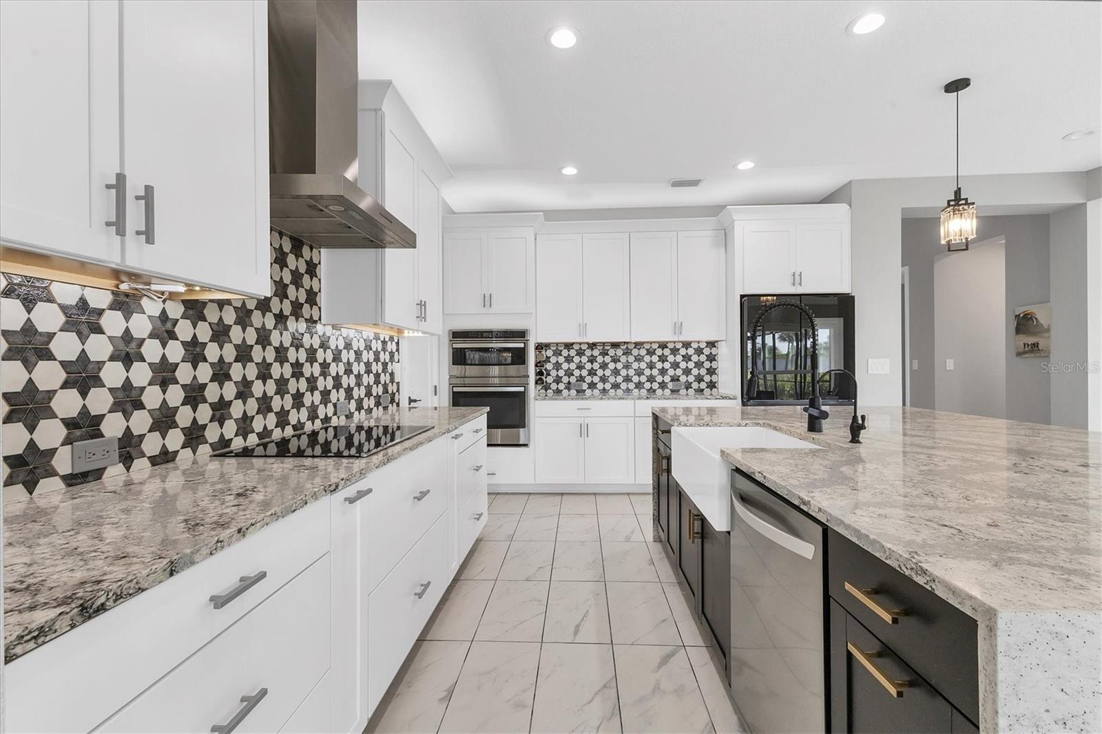 5833 MILLENNIUM SILVER CT, SARASOTA, FL, 34238