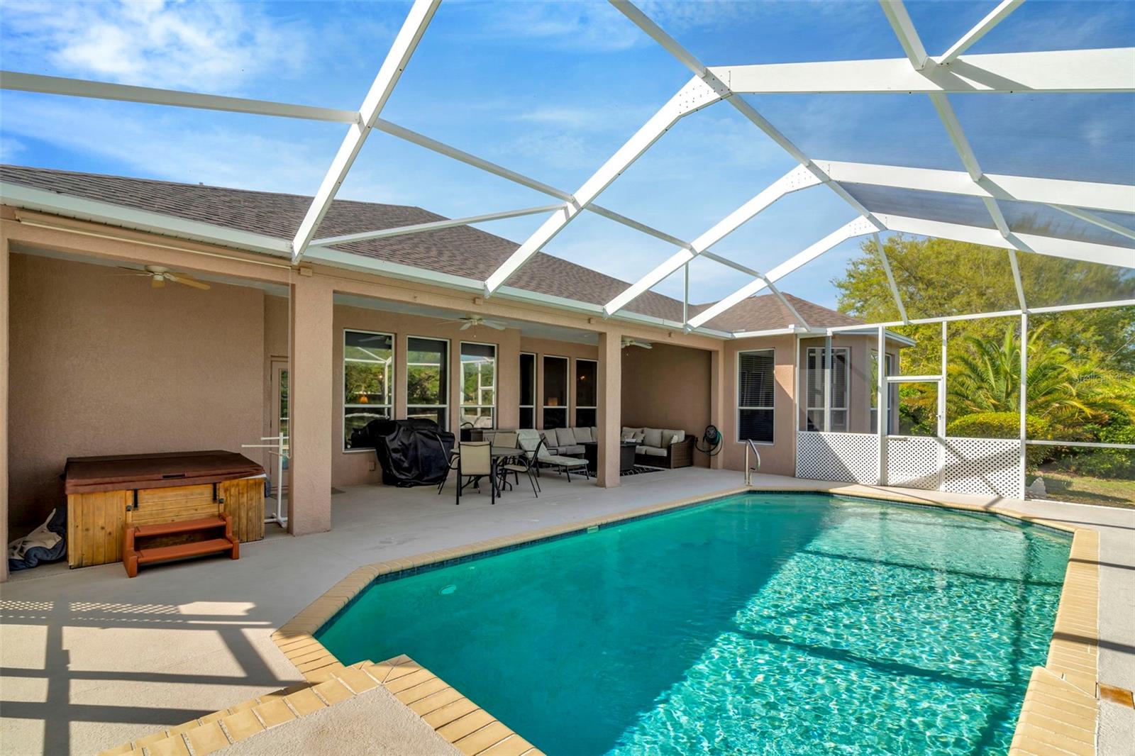 7051 DERWENT GLEN CIR, LAND O LAKES, FL, 34637