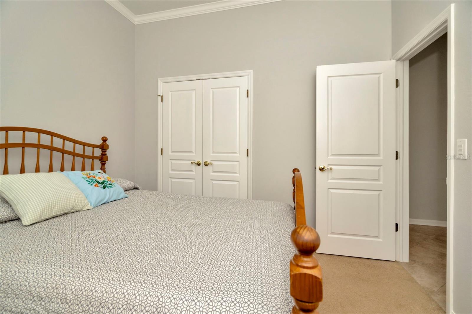 7051 DERWENT GLEN CIR, LAND O LAKES, FL, 34637