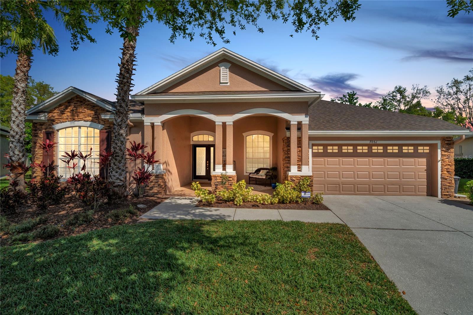 7051 DERWENT GLEN CIR, LAND O LAKES, FL, 34637