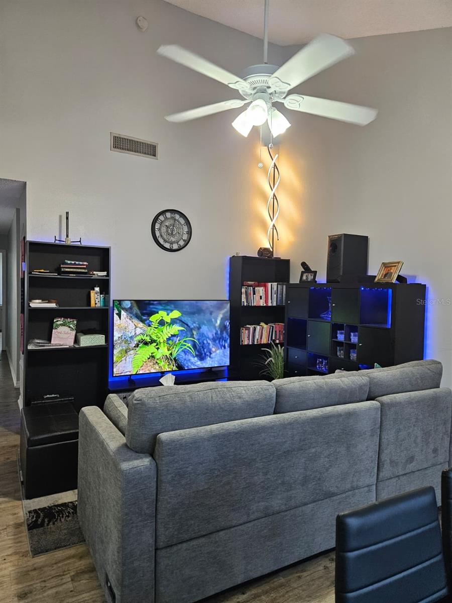 6262 142ND AVE N #1203, CLEARWATER, FL, 33760