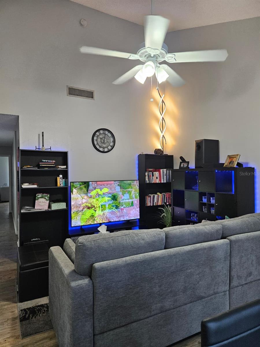 6262 142ND AVE N #1203, CLEARWATER, FL, 33760