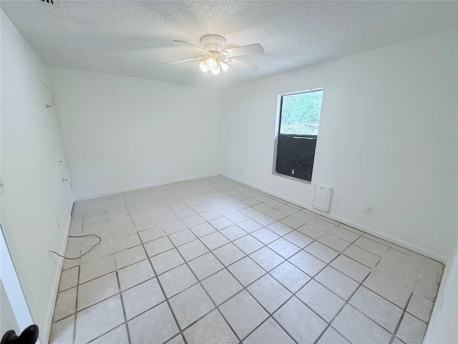 2423 CENTENNIAL BLVD, LEESBURG, FL, 34748
