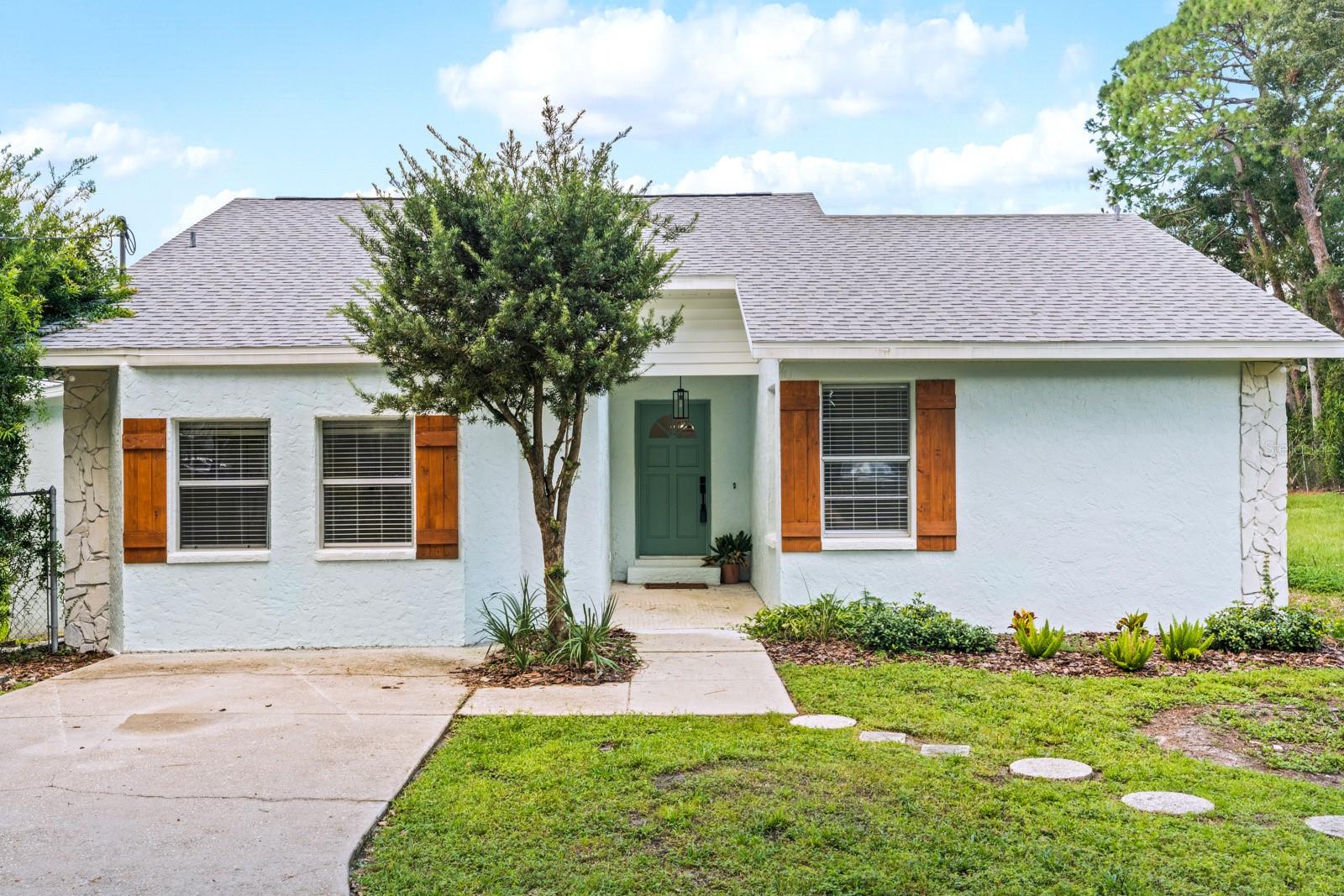 10408 N 50TH ST #1/2, TAMPA, FL, 33617