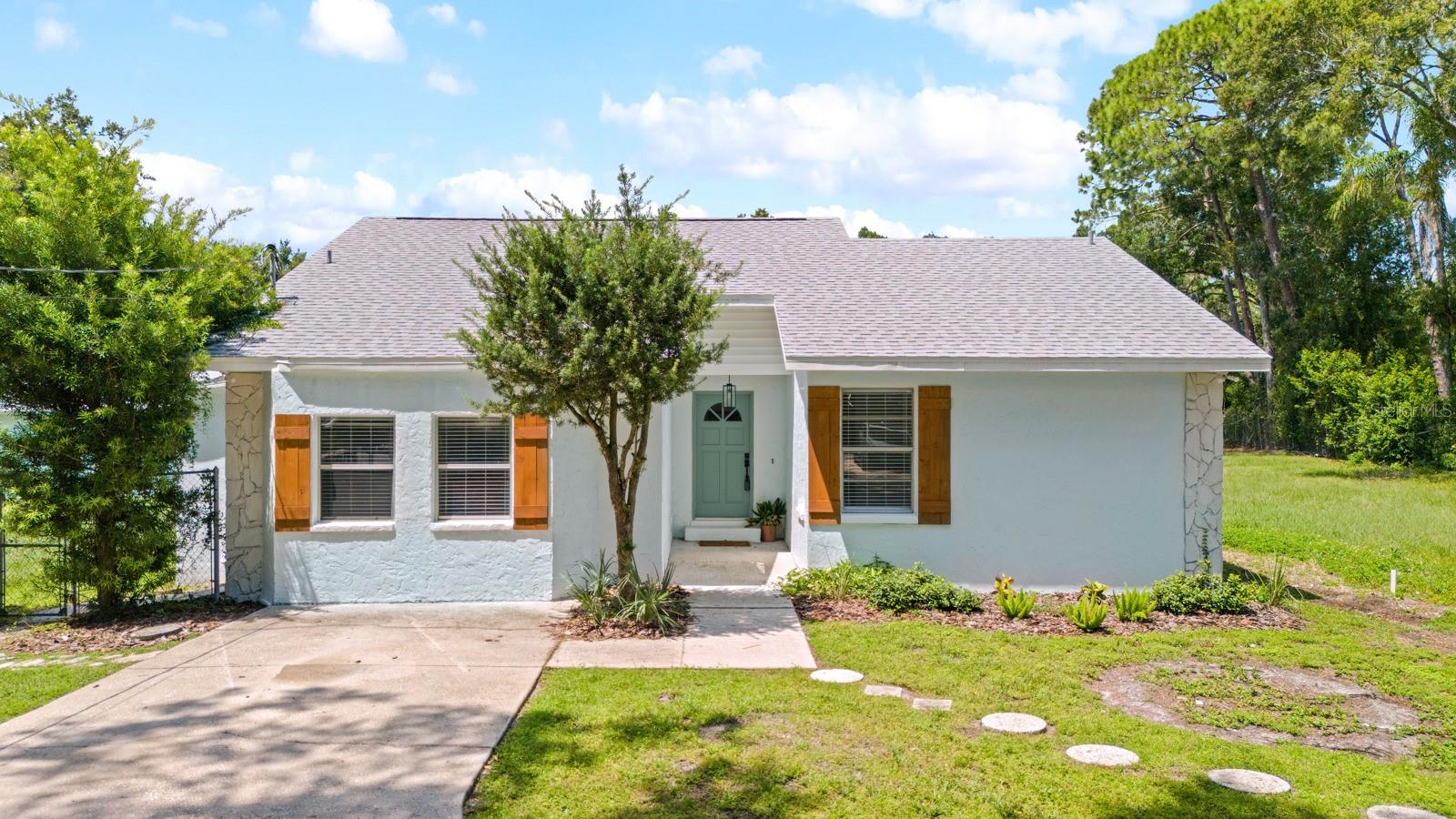 10408 N 50TH ST #1/2, TAMPA, FL, 33617