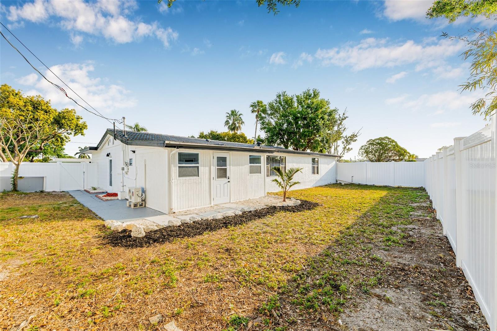 5980 32ND AVE N, ST PETERSBURG, FL, 33710