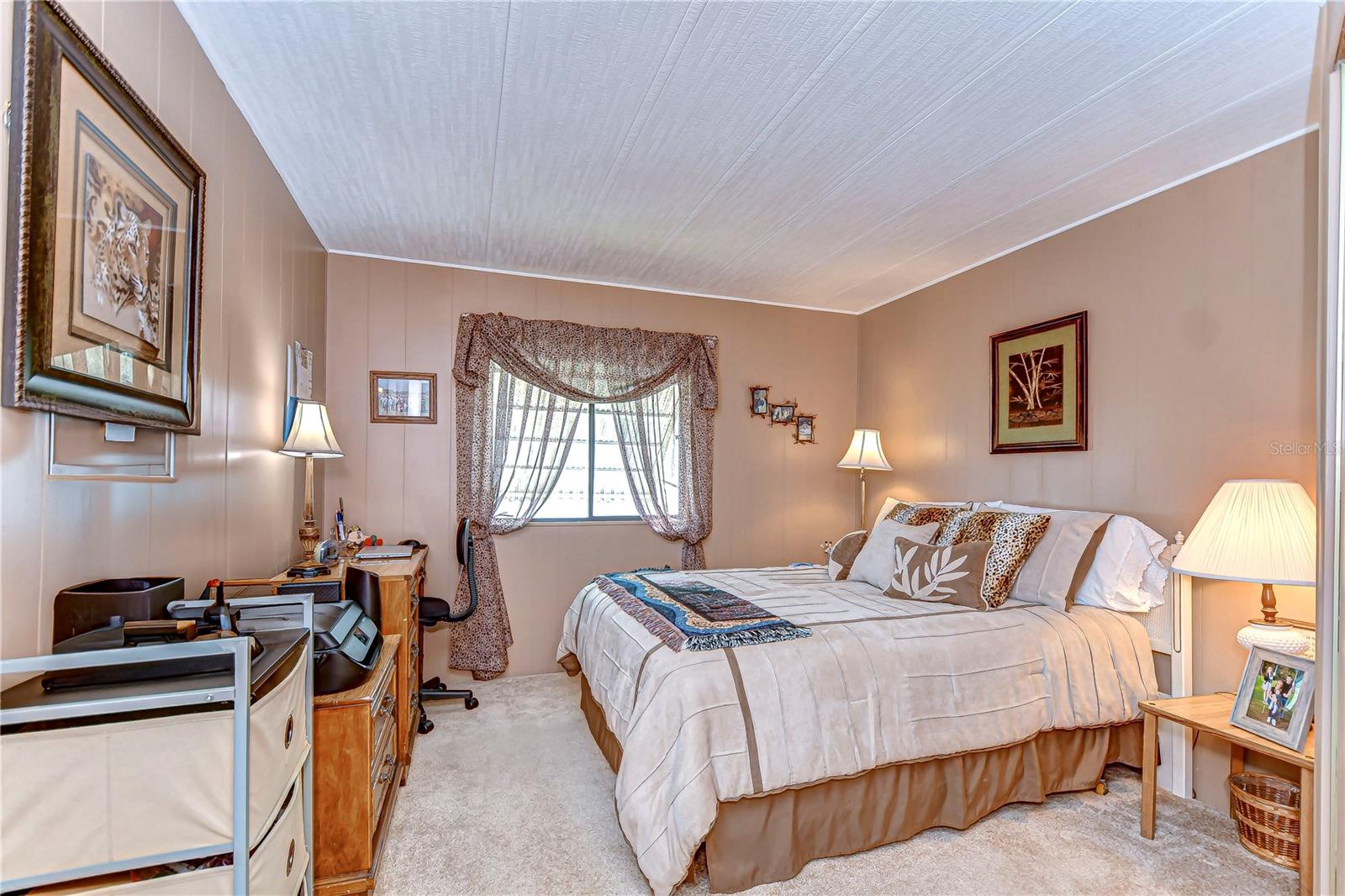 6252 FRIENDSHIP LN, ZEPHYRHILLS, FL, 33542