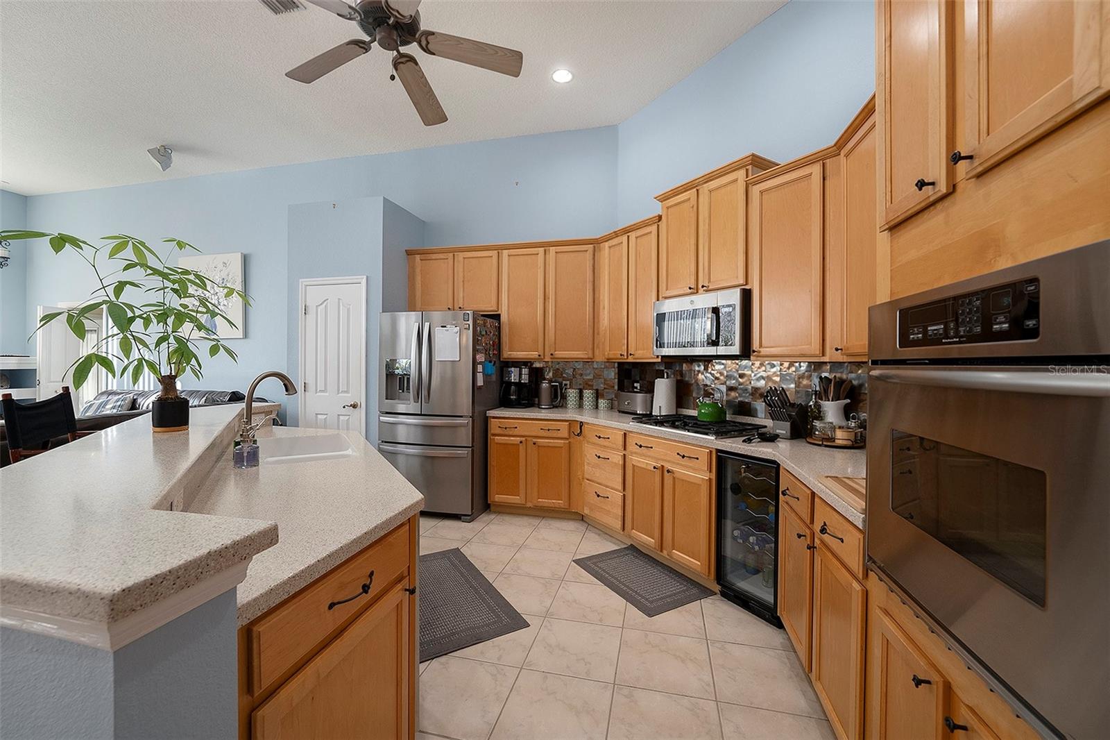 8507 PORTAGE AVE, TAMPA, FL, 33647