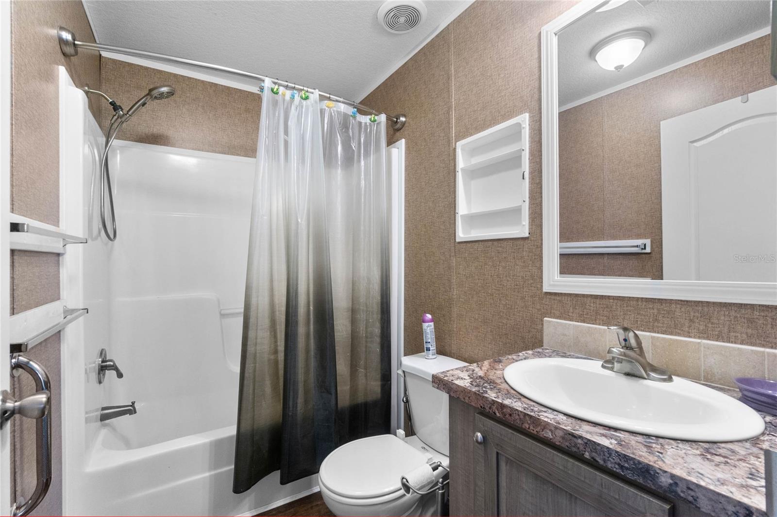 395 JUSTAMERE RD, GENEVA, FL, 32732