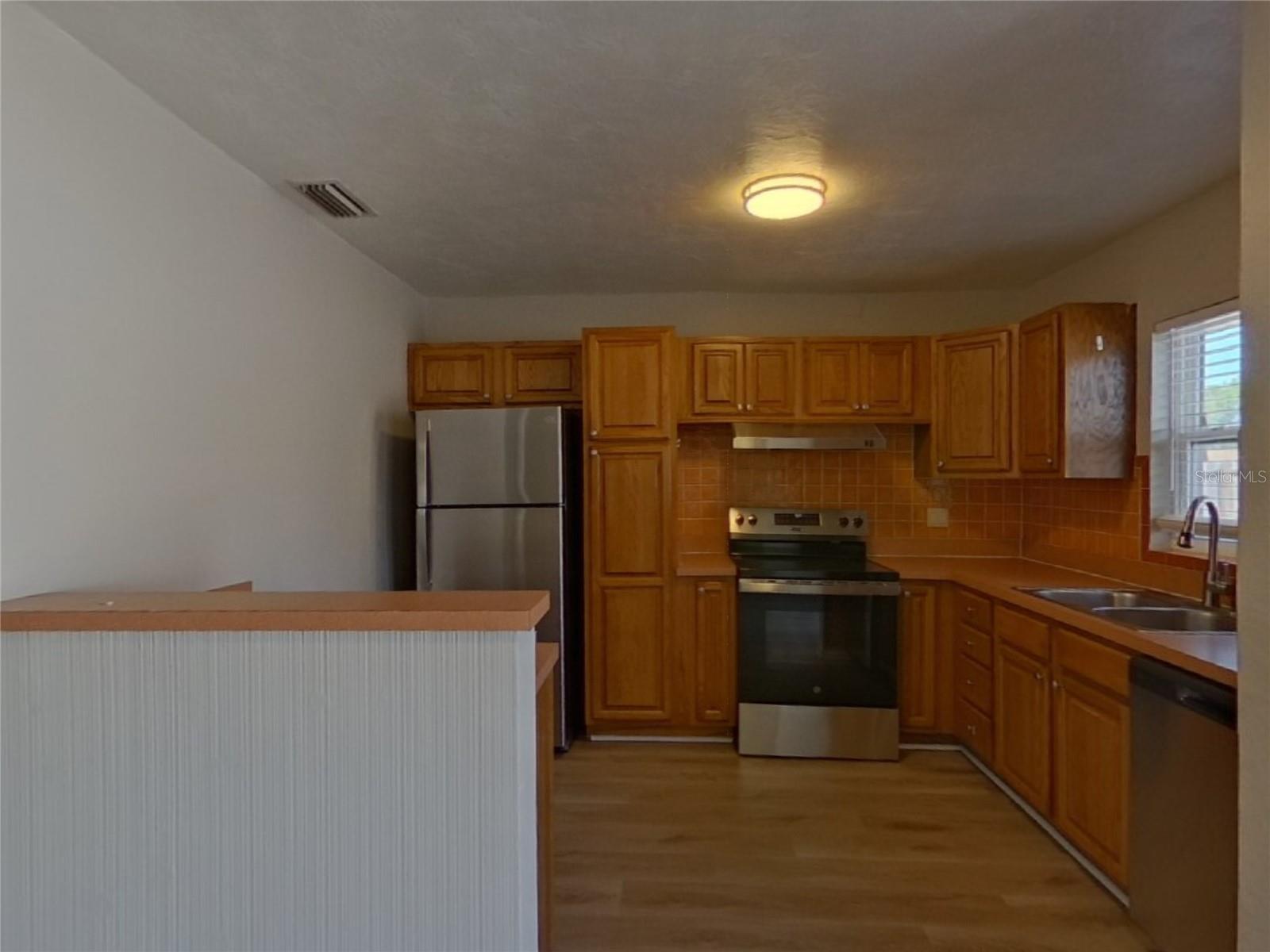 10887 111TH PL N, LARGO, FL, 33778
