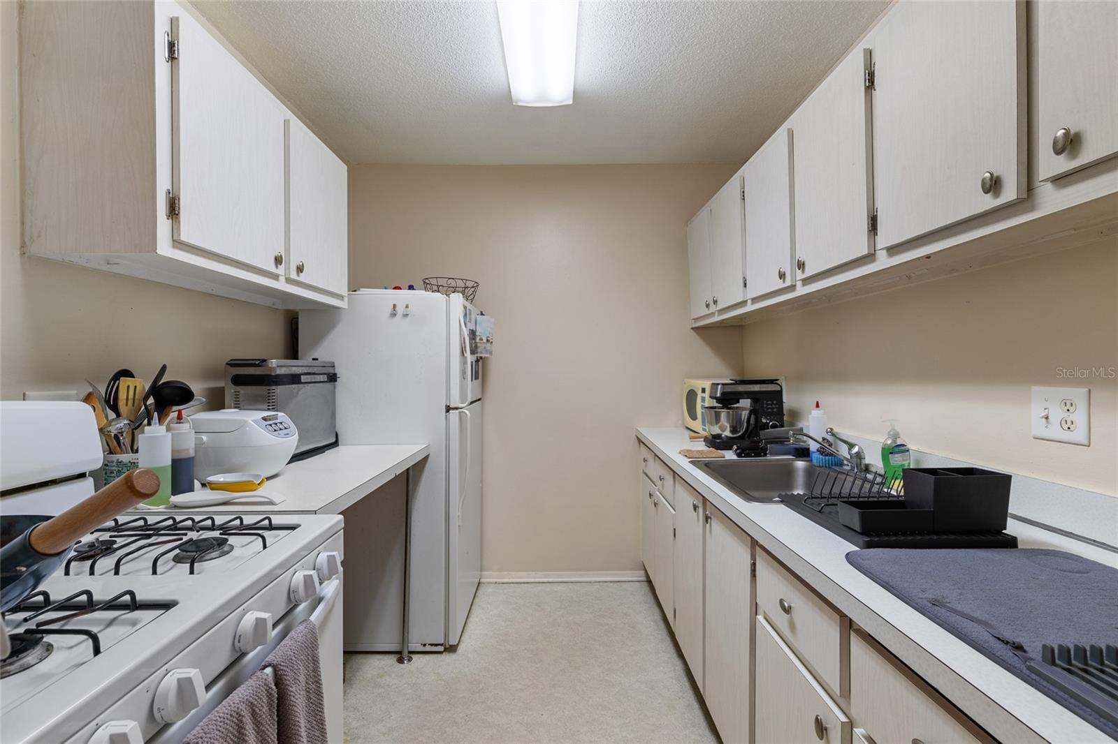 1700 SW 16TH CT #P27, GAINESVILLE, FL, 32608