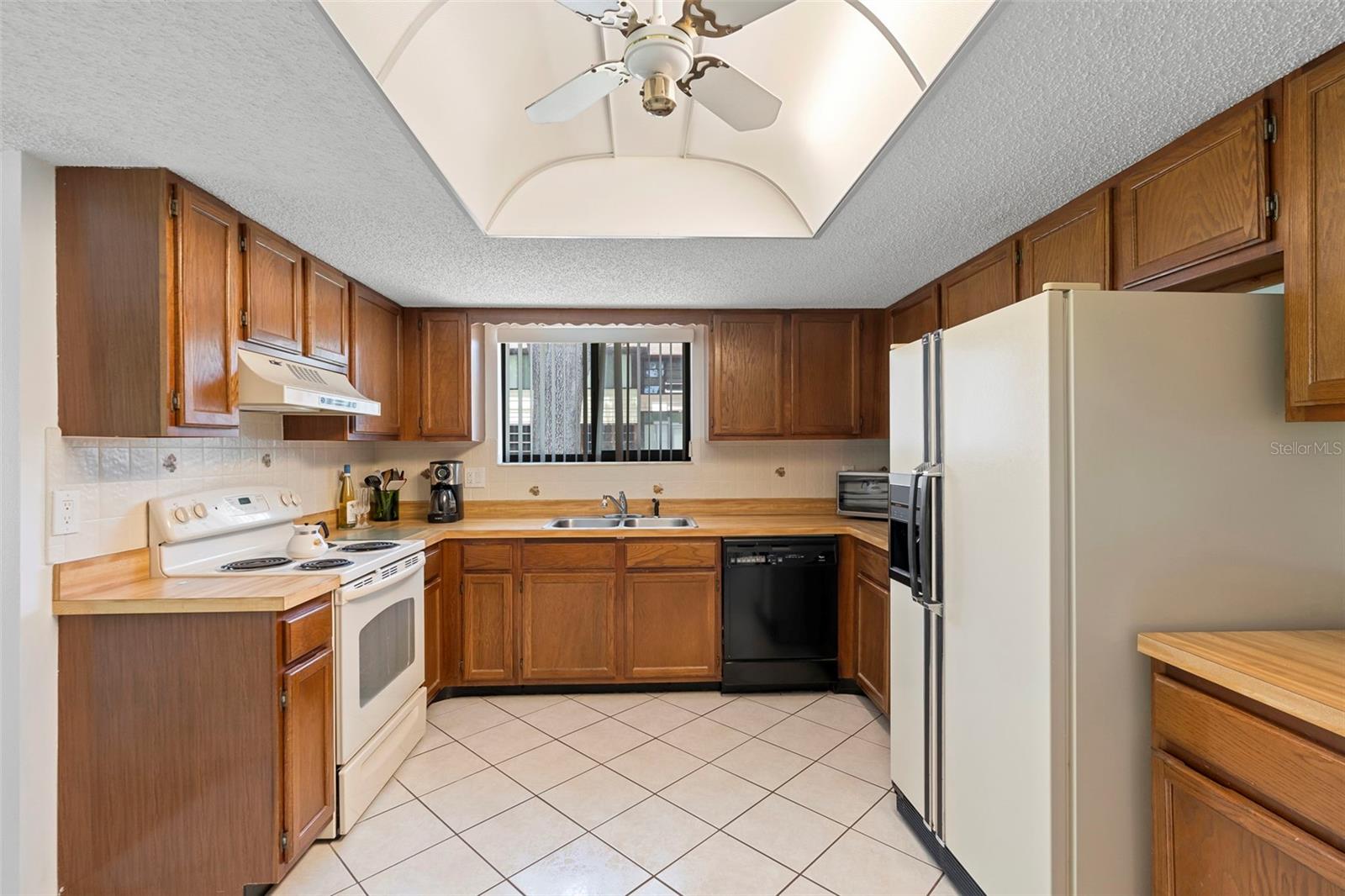 501 FAIRWAYS LN #A, OCALA, FL, 34472