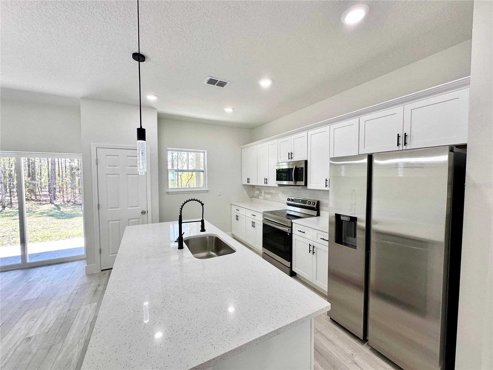 2358 W ELMORE LOOP, CITRUS SPRINGS, FL, 34434