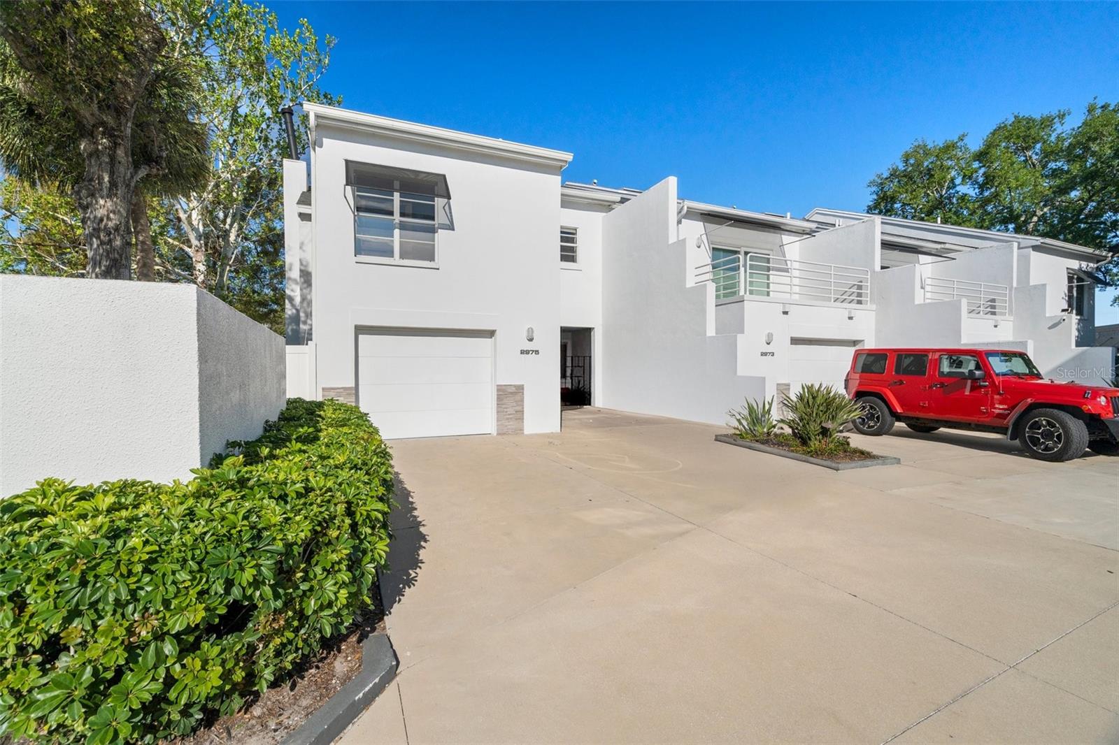 2975 W KNIGHTS AVE, TAMPA, FL, 33611