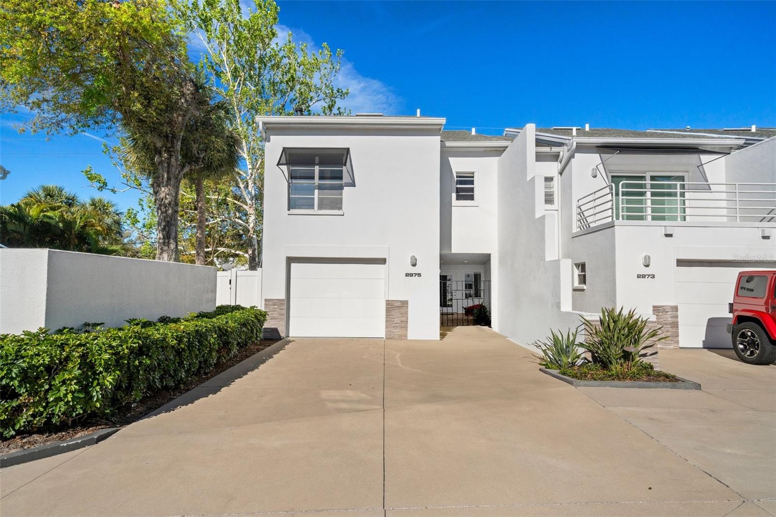 2975 W KNIGHTS AVE, TAMPA, FL, 33611
