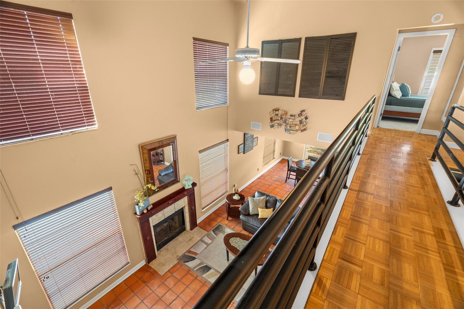2975 W KNIGHTS AVE, TAMPA, FL, 33611