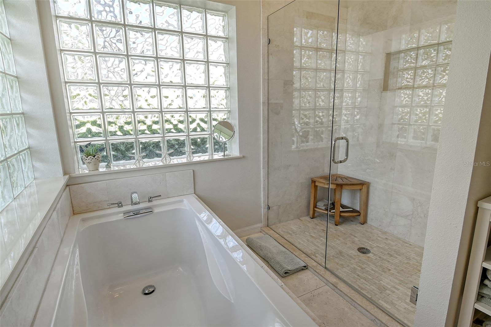 4444 HIGHLAND OAKS CIR, SARASOTA, FL, 34235
